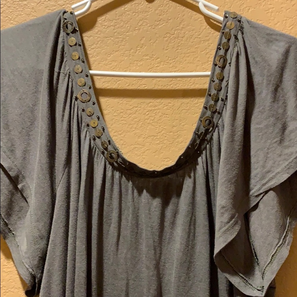Shirt - Picture 2 of 4